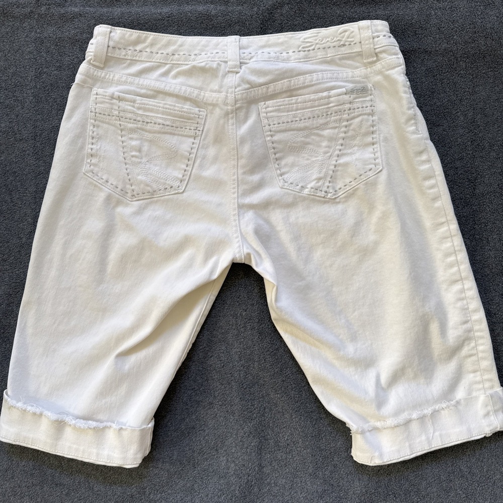 Seven 7 Brand Women's White Denim Shorts Embroidered  Pockets Sz 12 Beach Travel